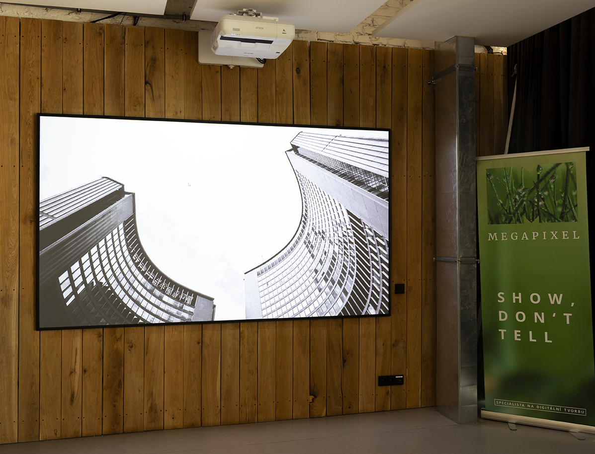 MEGAPIXEL UST FRONT PROJECTION SCREEN